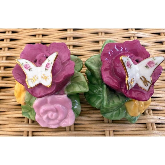 Vintage 60's Royal Albert Old Country Roses Salt and pepper Shakers Butterfly - Picture 2 of 6